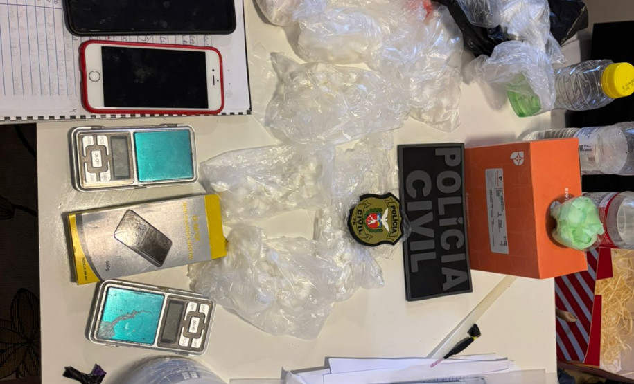 PCPR e PMPR apreendem 34 mil reais e prendem homem por tráfico de drogas em Cambé