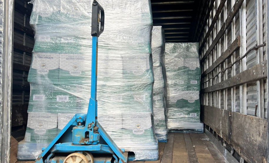 PCPR prende em flagrante dupla envolvida em roubo de carga milionária de azeite de oliva