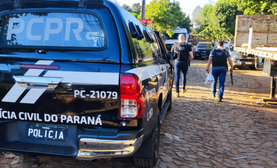 PCPR e PMPR prendem homem que estava foragido pelo crime de estupro de vulnerável em Guaratuba