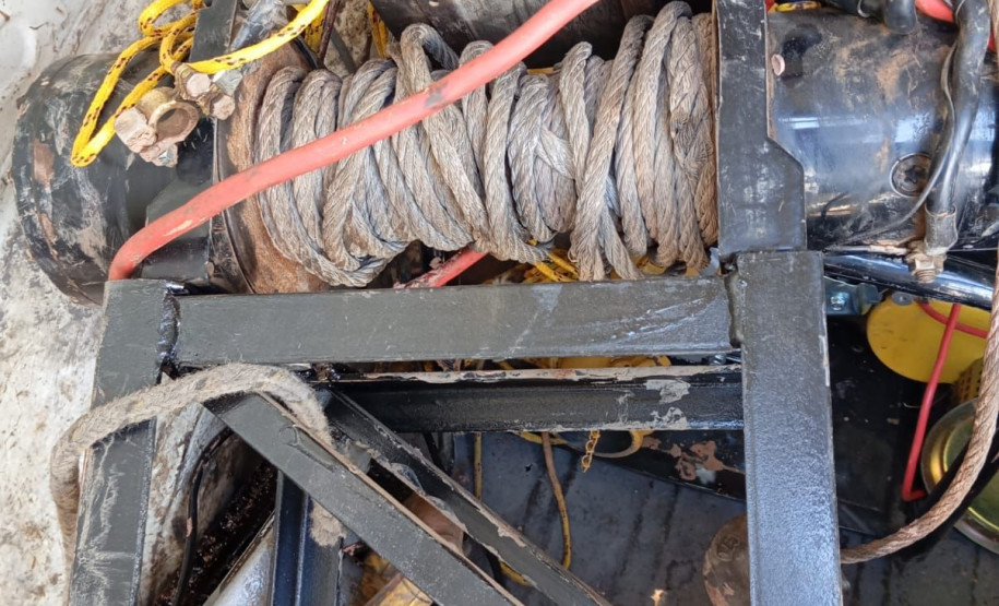 PCPR prende dois homens em flagrante por furto de cabos telefônicos em Curitiba