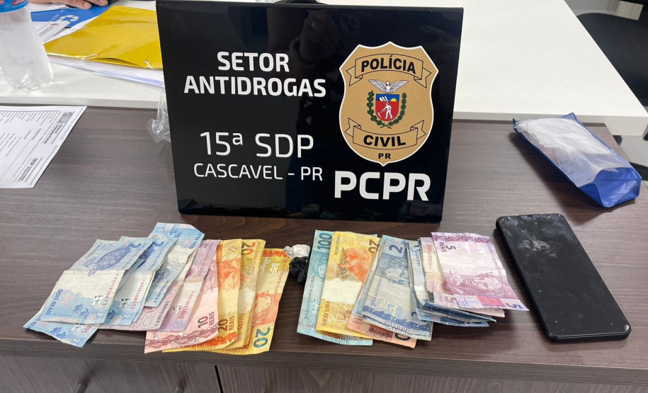 PCPR prende dois homens por tráfico de drogas e apreende entorpecentes em Cascavel
