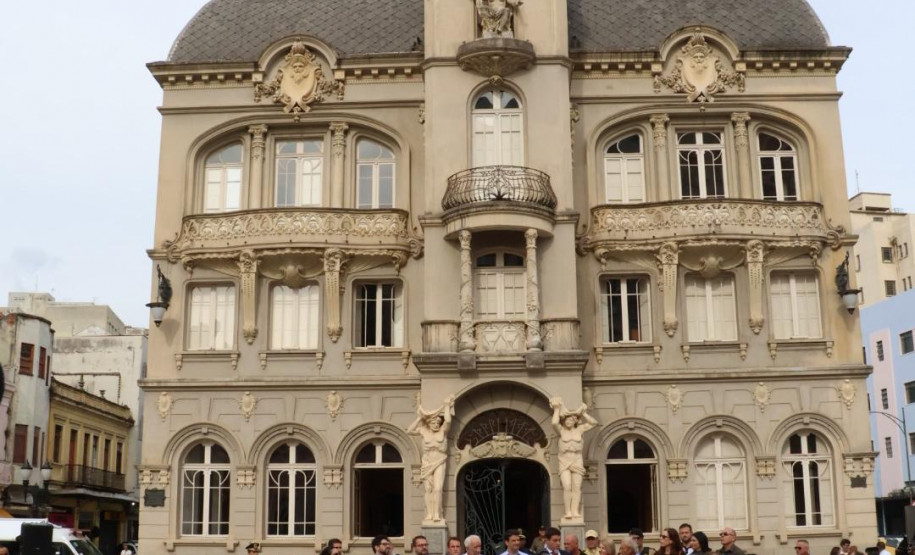 Segurança reforçada em Curitiba: Estado e prefeitura montam força-tarefa para região central