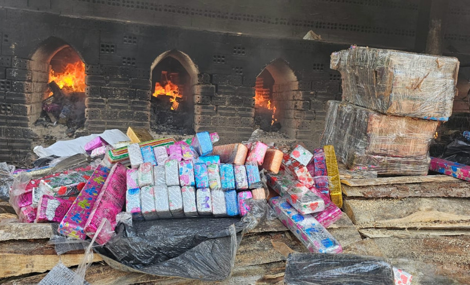 PCPR incinera mais de 2,6 mil quilos de drogas em São José dos Pinhais