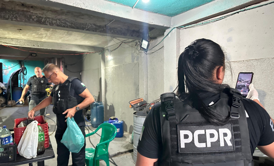 PCPR prende oito integrantes de grupo especializado em furtos e adulteração de veículos