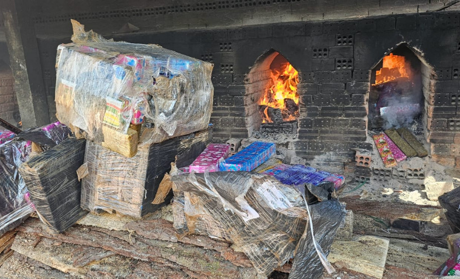 PCPR incinera mais de 2,6 mil quilos de drogas em São José dos Pinhais
