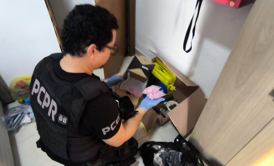 PCPR prende homem e apreende aproximadamente 16 quilos de drogas em Francisco Beltrão