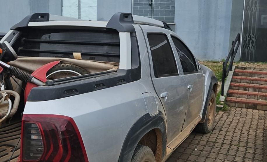 PCPR prende três pessoas por tráfico, receptação e associação criminosa nos Campos Gerais