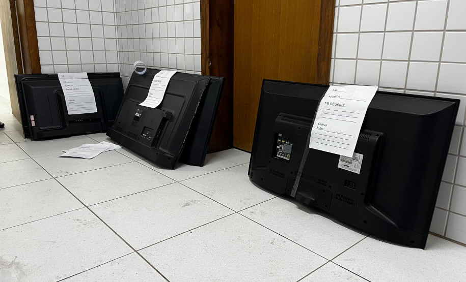 PCPR e PMPR apreendem mais de 100 televisores durante operação em combate ao estelionato em Matinhos