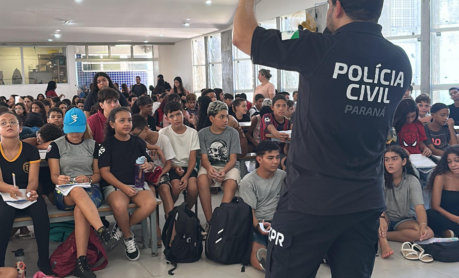 PCPR realiza palestra orientativa em combate a crimes sexuis em Pontal do Paraná