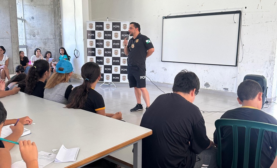 PCPR realiza palestra orientativa em combate a crimes sexuis em Pontal do Paraná