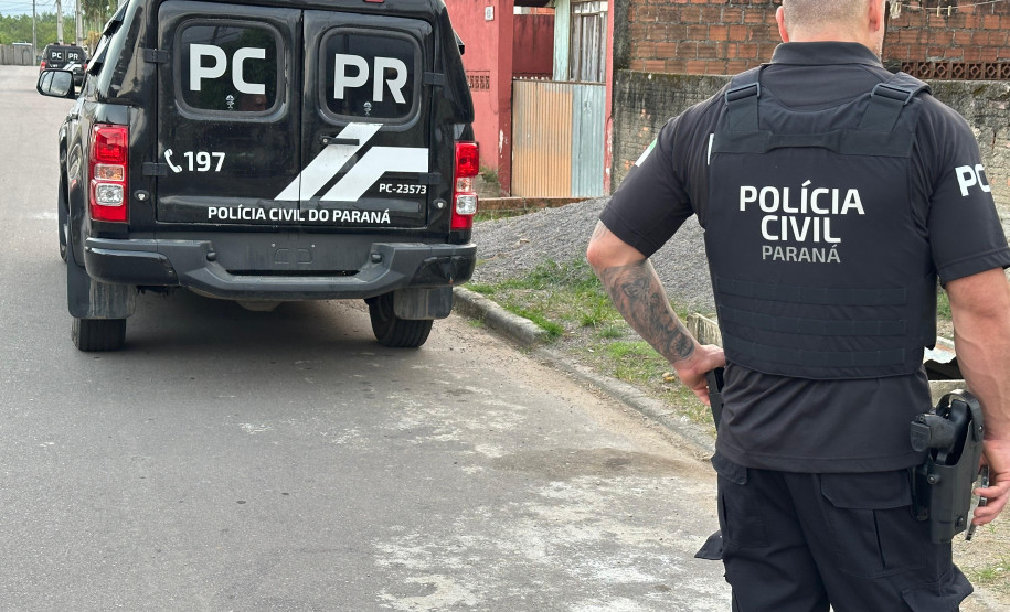 PCPR prende três pessoas em operação contra tráfico de drogas em Antonina e Curitiba