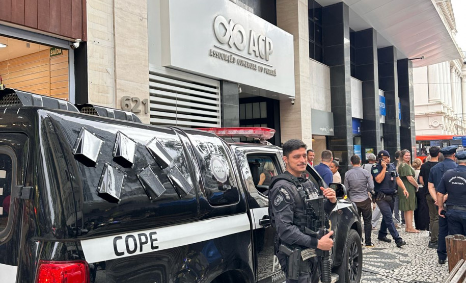 PCPR participa de caminhada em combate ao mosquito da dengue em Curitiba