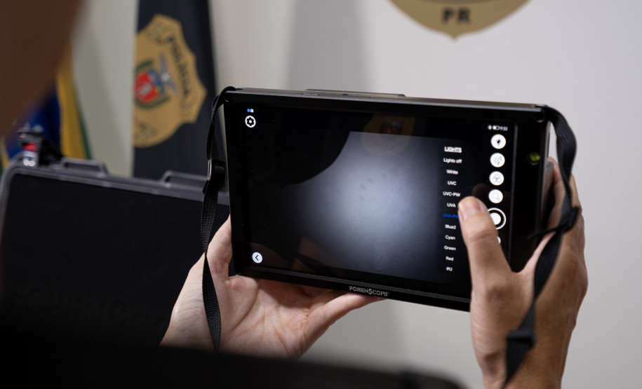 Do papel para tablets em 8K: novos equipamentos da PCPR revelam todas as digitais de crimes