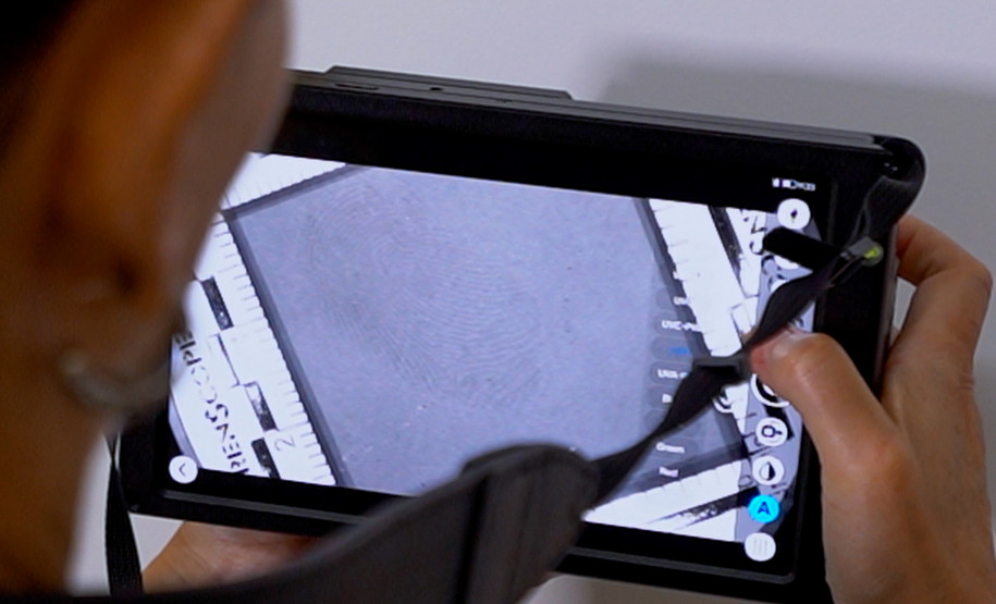 Do papel para tablets em 8K: novos equipamentos da PCPR revelam todas as digitais de crimes