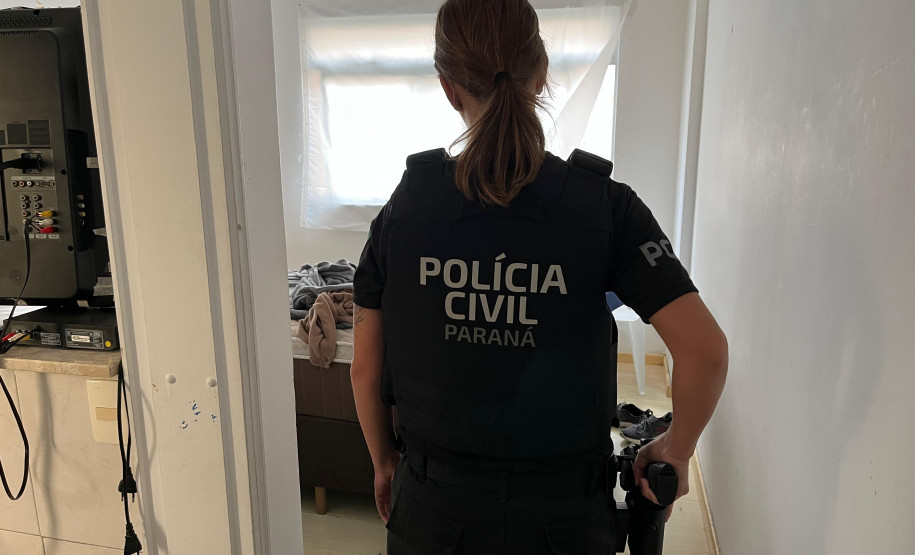 PCPR cumpre mandado de busca e apreensão em combate a pornografia infantojuvenil pela internet na Capital