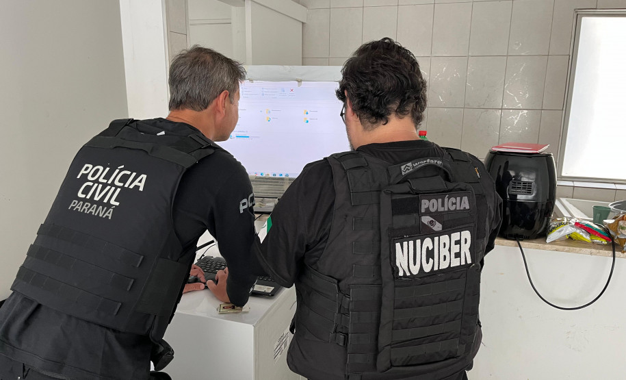PCPR cumpre mandado de busca e apreensão em combate a pornografia infantojuvenil pela internet na Capital