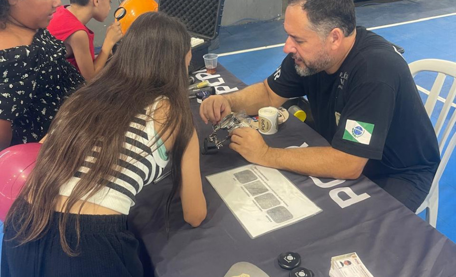 PCPR na Comunidade leva serviços de polícia judiciária a mais de 1,2 mil pessoas em Paranaguá