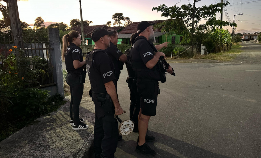 PCPR prende três pessoas em operação contra grupo responsável por arrastões na BR-376