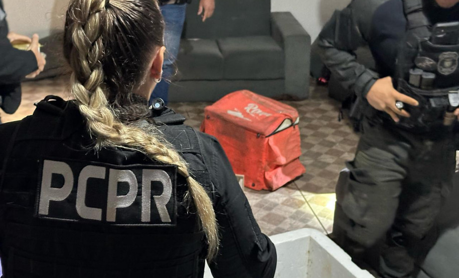 PCPR prende oito em operação contra organização ligada ao tráfico e lavagem de dinheiro