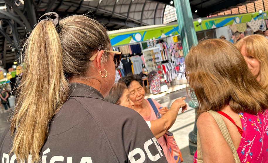 PCPR participa de evento que  divulga serviços públicos de segurança para mulheres e meninas