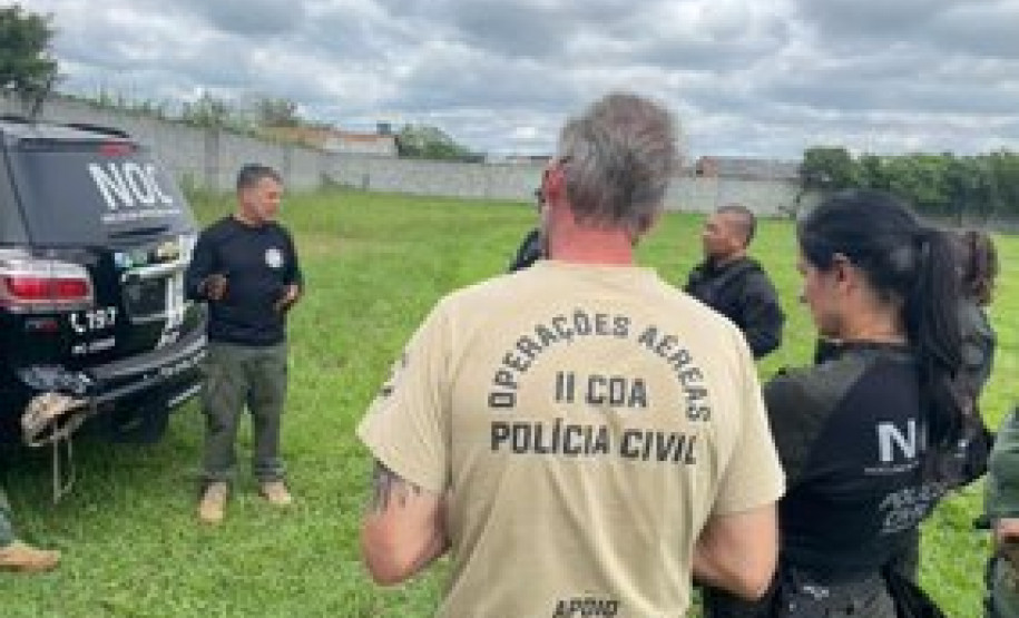 PCPR treina cães farejadores em aeronaves para operações emergência