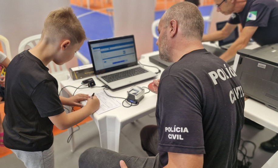 PCPR na Comunidade leva 2,7 mil atendimentos para populações de Sabáudia e Pinhais