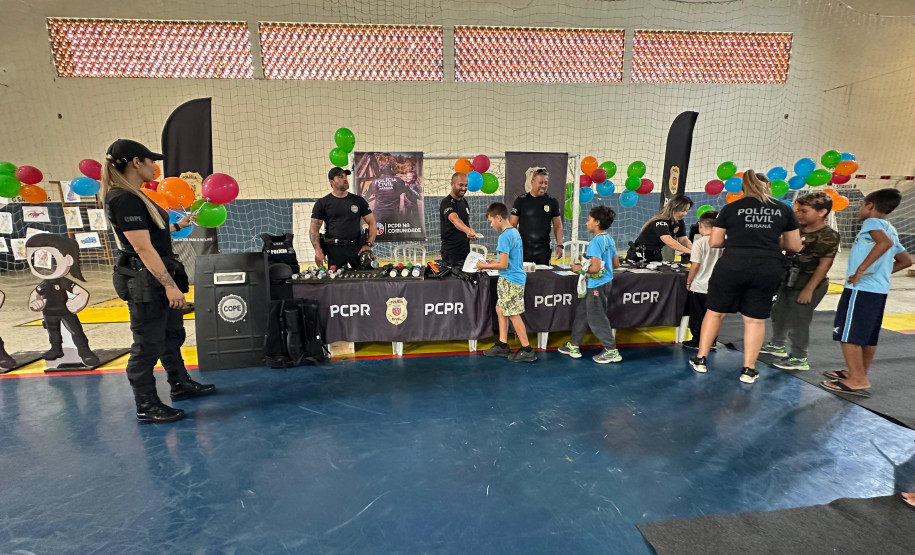 PCPR na Comunidade atende mais de 2,3 mil pessoas no Litoral e nos Campos Gerais
