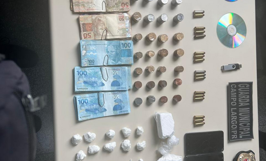 PCPR e GCM prende homem em flagrante por tráfico de drogas e posse ilegal de munição em Campo Largo