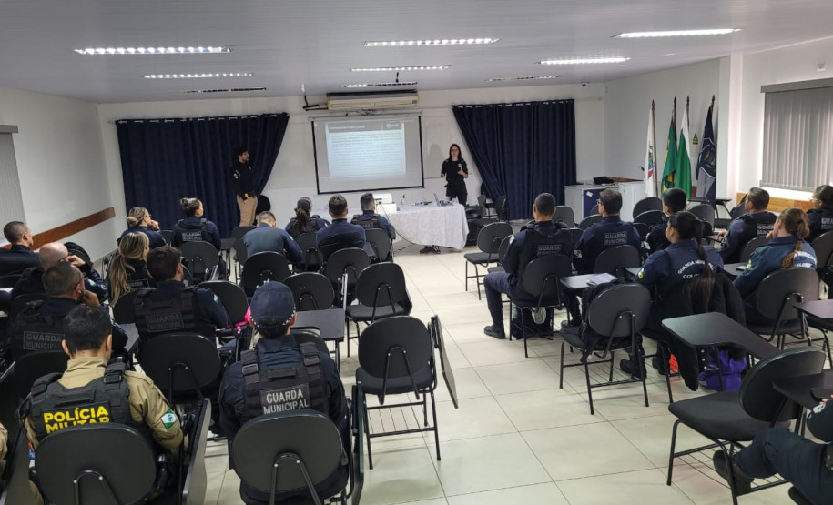 PCPR realiza palestra para servidores da GCM em Araucária