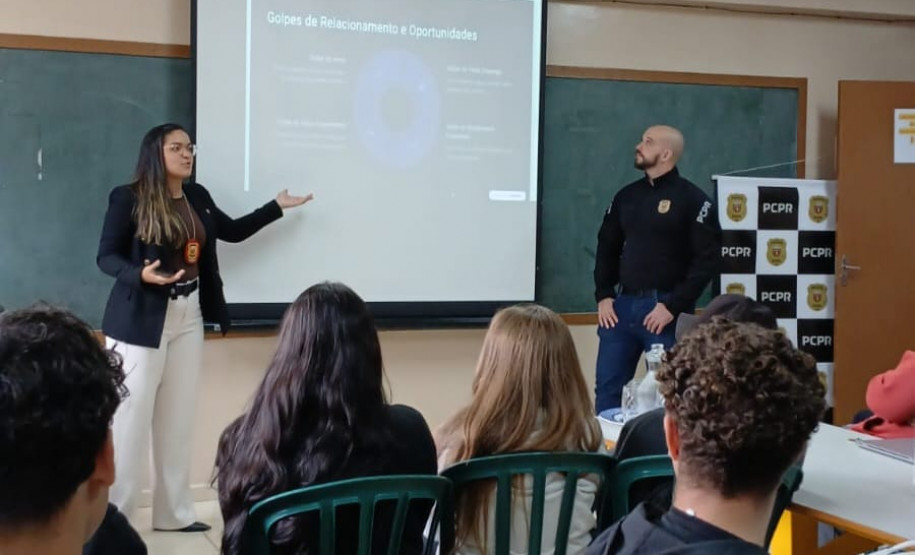 PCPR realiza palestra sobre perigos golpes na internet em escola em Colombo