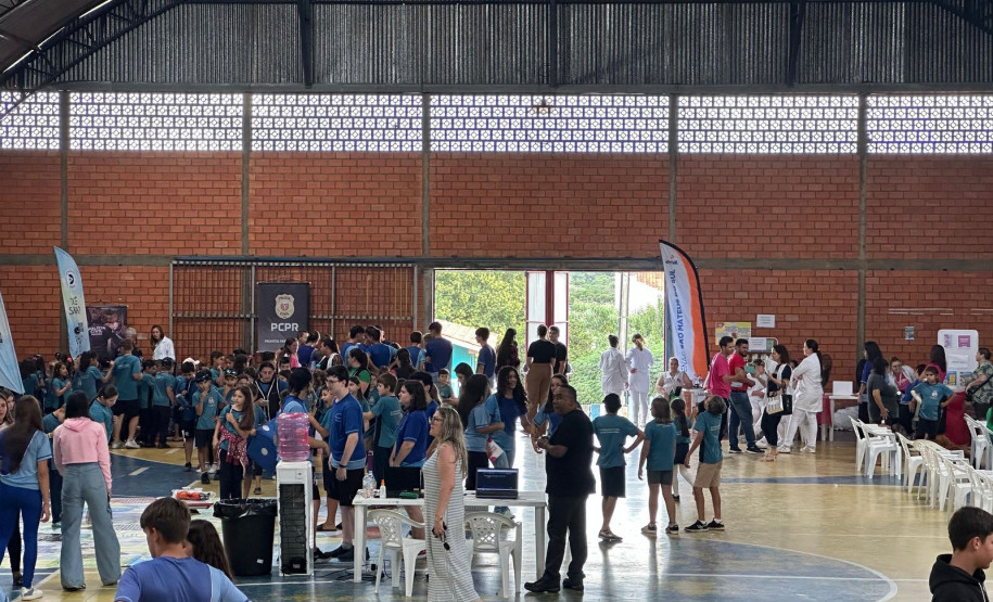 PCPR na Comunidade realiza mais de 1,4 mil atendimentos em Antônio Olinto e Piraquara