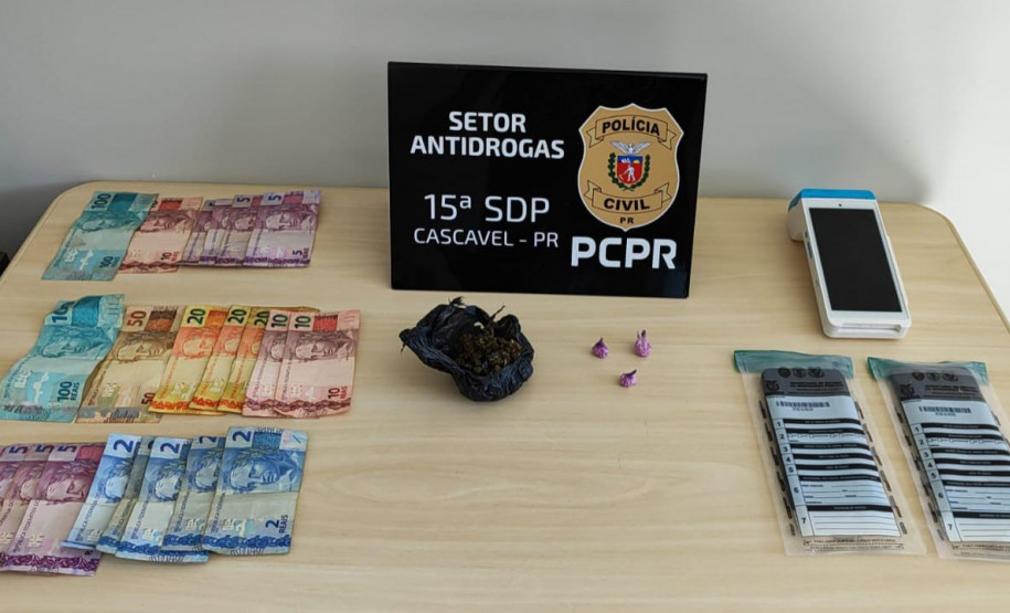 PCPR, PMPR e GM prendem duas pessoas por tráfico de drogas em Cascavel