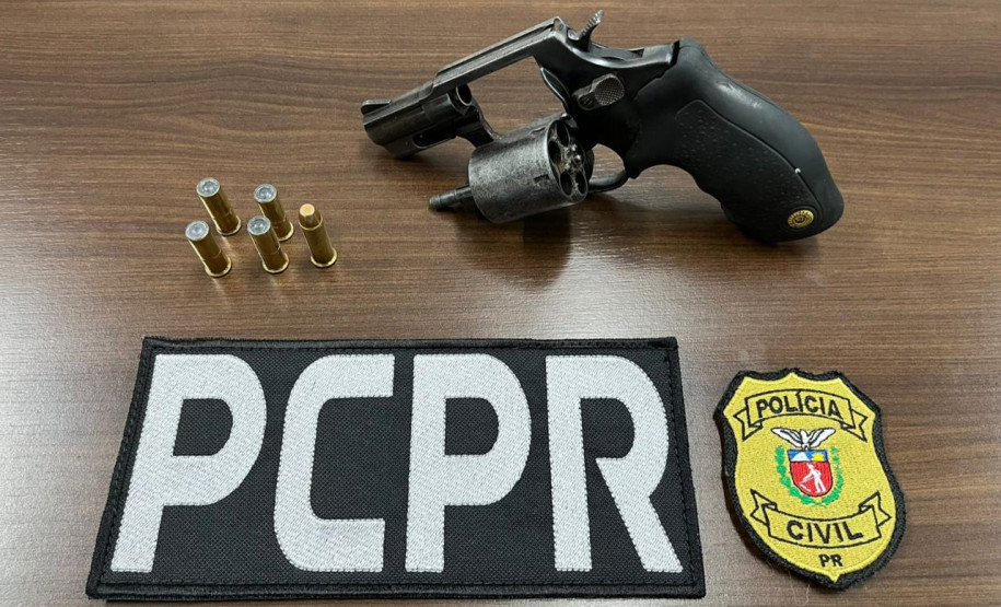 PCPR prende homem em flagrante por posse ilegal de arma de fogo em Pinhais