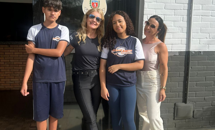 PCPR participa de premiação em Colégio Estadual de Rolândia