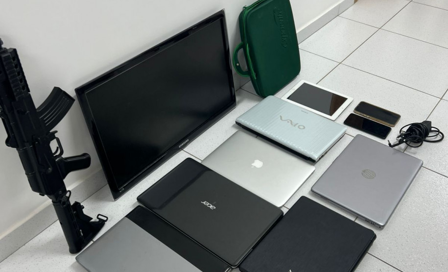 PCPR prende 17 pessoas durante operação contra organização criminosa em São José dos Pinhais