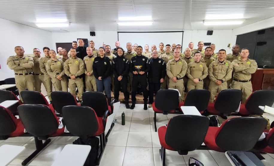 PCPR promove palestra sobre crimes de trânsito na sede da BPRv em Maringá