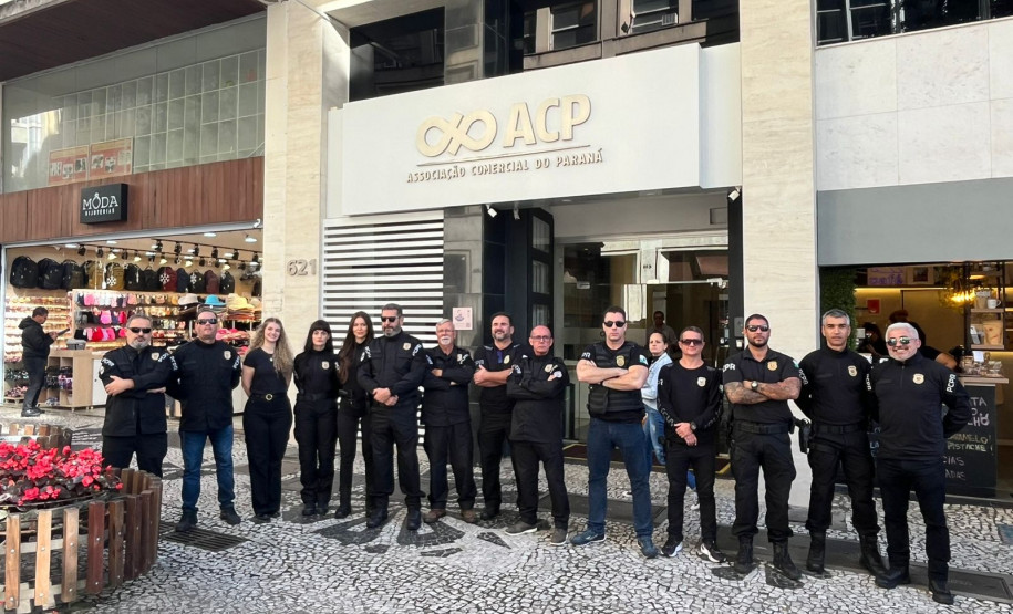 PCPR participa de Caminhada do Bem-Estar de Autocuidado no Centro de Curitiba