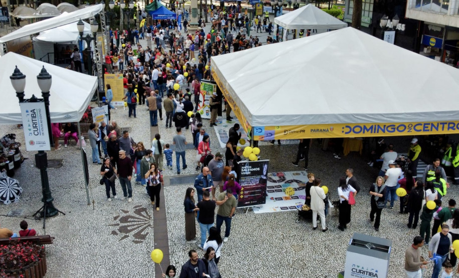 PCPR realiza ação de educação para o trânsito durante evento da prefeitura em Curitiba