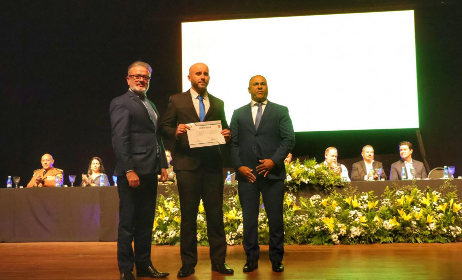 PCPR forma 126 policiais e cidades terão novos delegados, agentes e papiloscopistas