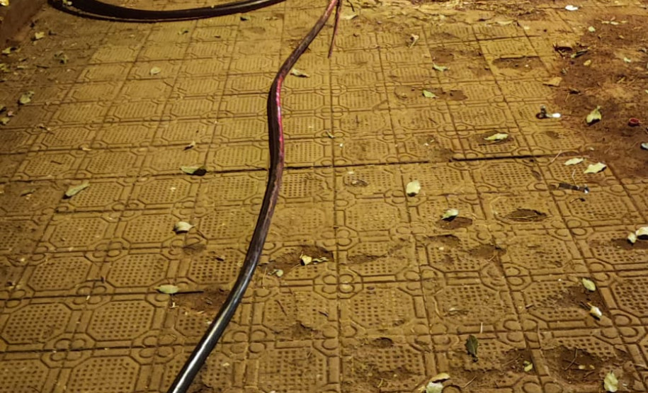 PCPR prende suspeitos de furto de cabos telefônicos e de internet em Maringá