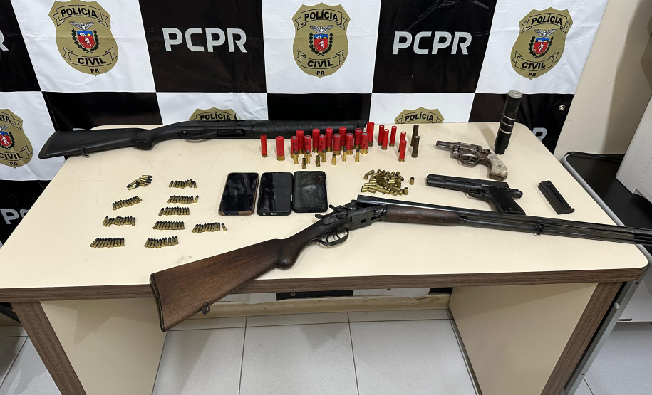 PCPR prende mulher em flagrante por posse ilegal de armas e munições em Imbaú
