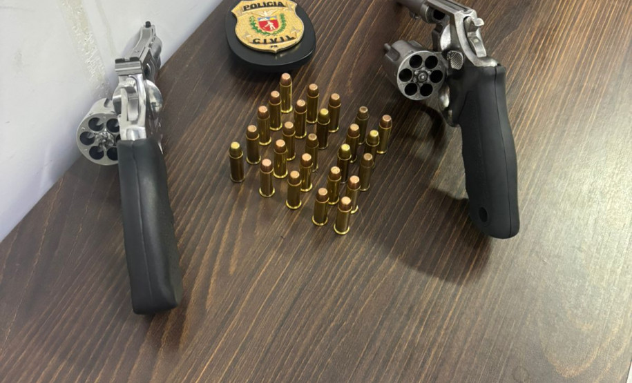 PCPR e Guarda Municipal prendem duas mulheres por posse ilegal de arma de fogo em Pinhais