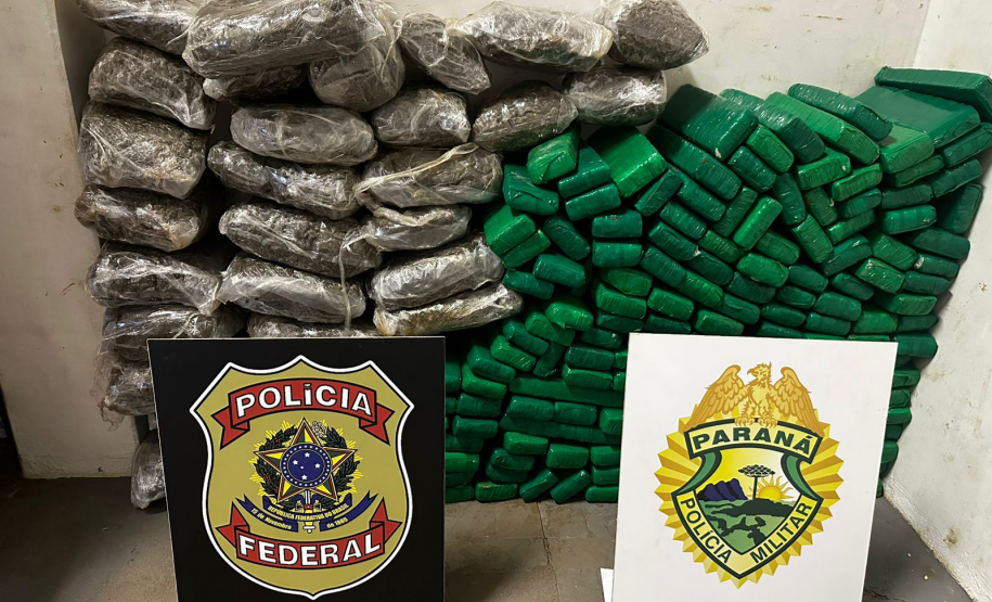 Ação entre PMPR, PCPR e PF apreende meia tonelada de maconha em Foz do Iguaçu