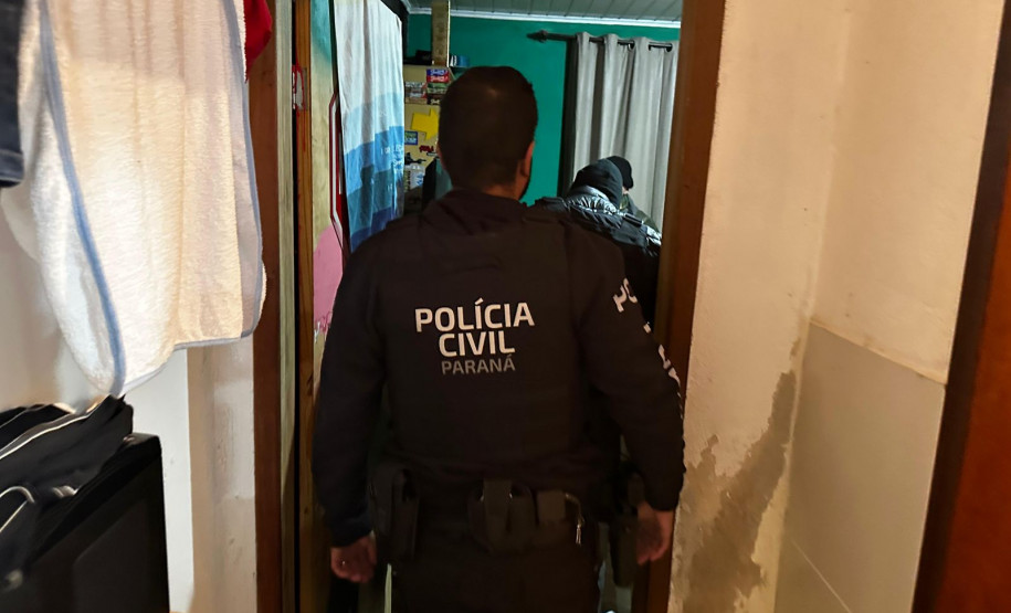 PCPR cumpre mandado contra investigado por danos a ônibus do transporte coletivo por 51 vezes