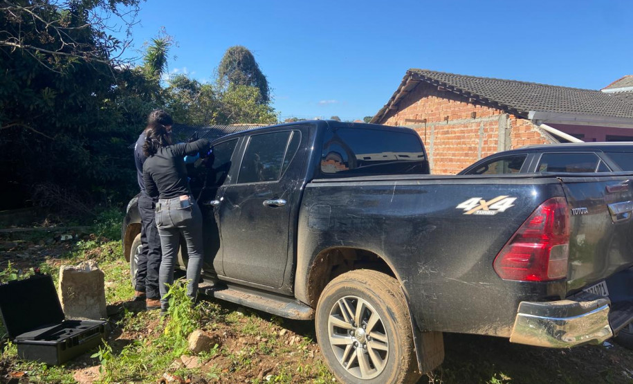 PCPR localiza e recupera veículos que haviam sido roubados em Castro