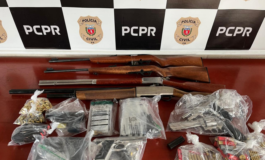 PCPR apreende 10 armas e prende seis pessoas por posse irregular de arma de fogo em Dois Vizinhos