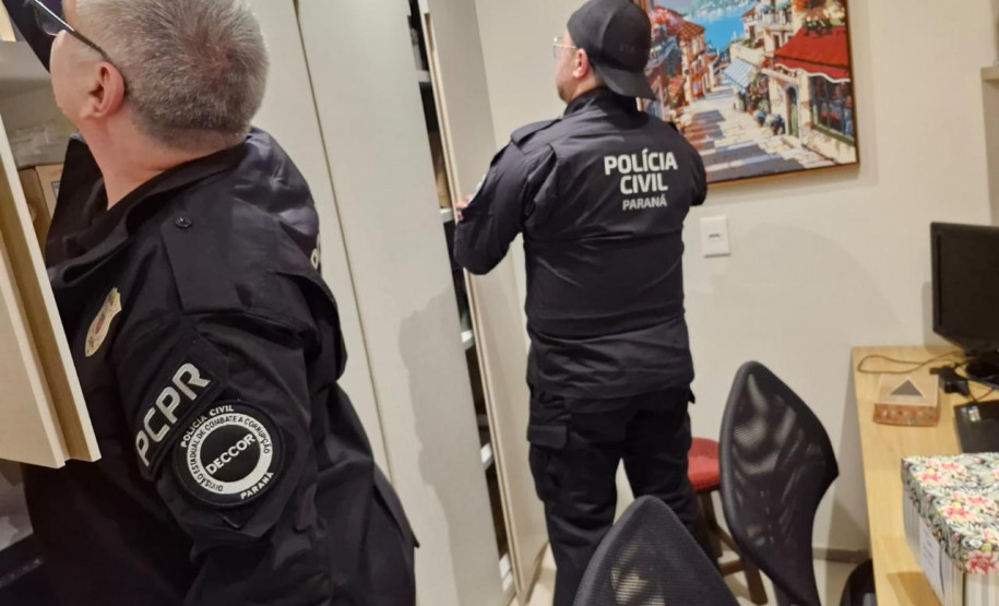 PCPR deflagra operação contra corrupção na contratação de empresa de software em Foz do Iguaçu