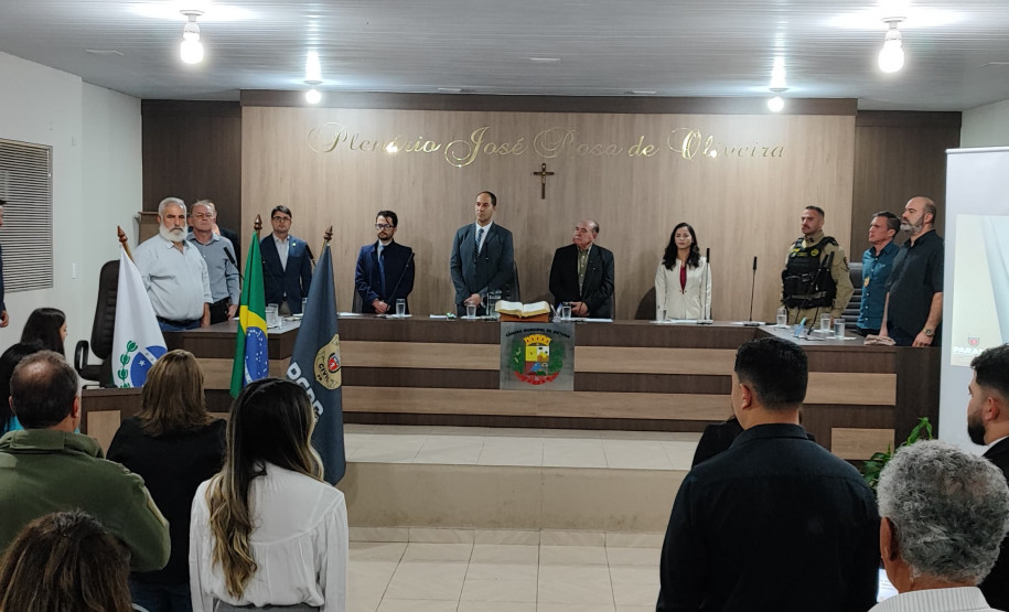 PCPR realiza solenidade de transmissão de titularidade em delegacia de Iretama