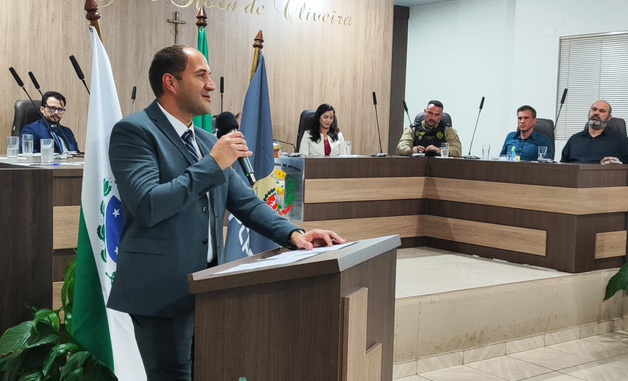 PCPR realiza solenidade de transmissão de titularidade em delegacia de Iretama