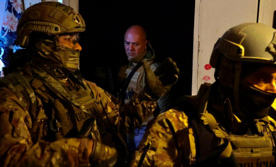 PCPR e PMPR prendem 66 pessoas em megaoperação contra grupo que controlava o tráfico no centro de Curitiba